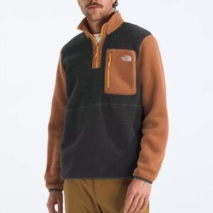 The North Face Men's Yumiori 1/4 Zip Jacket
